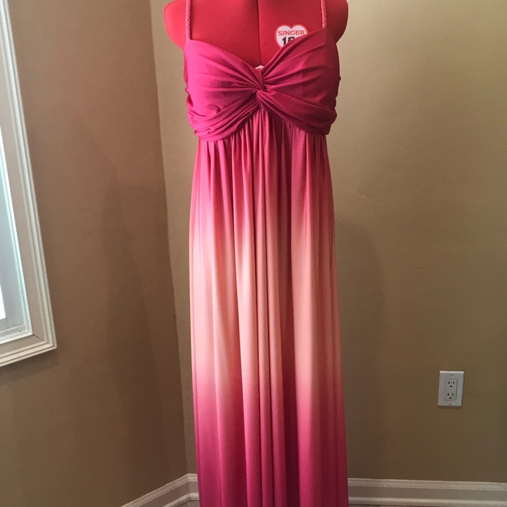 Stunning Bisou Bisou Ombré Maxi Dress